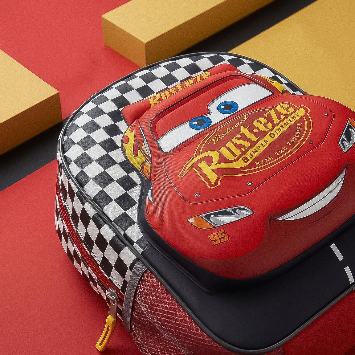 Disney Bilar Barnryggsäck med 3D-effekt