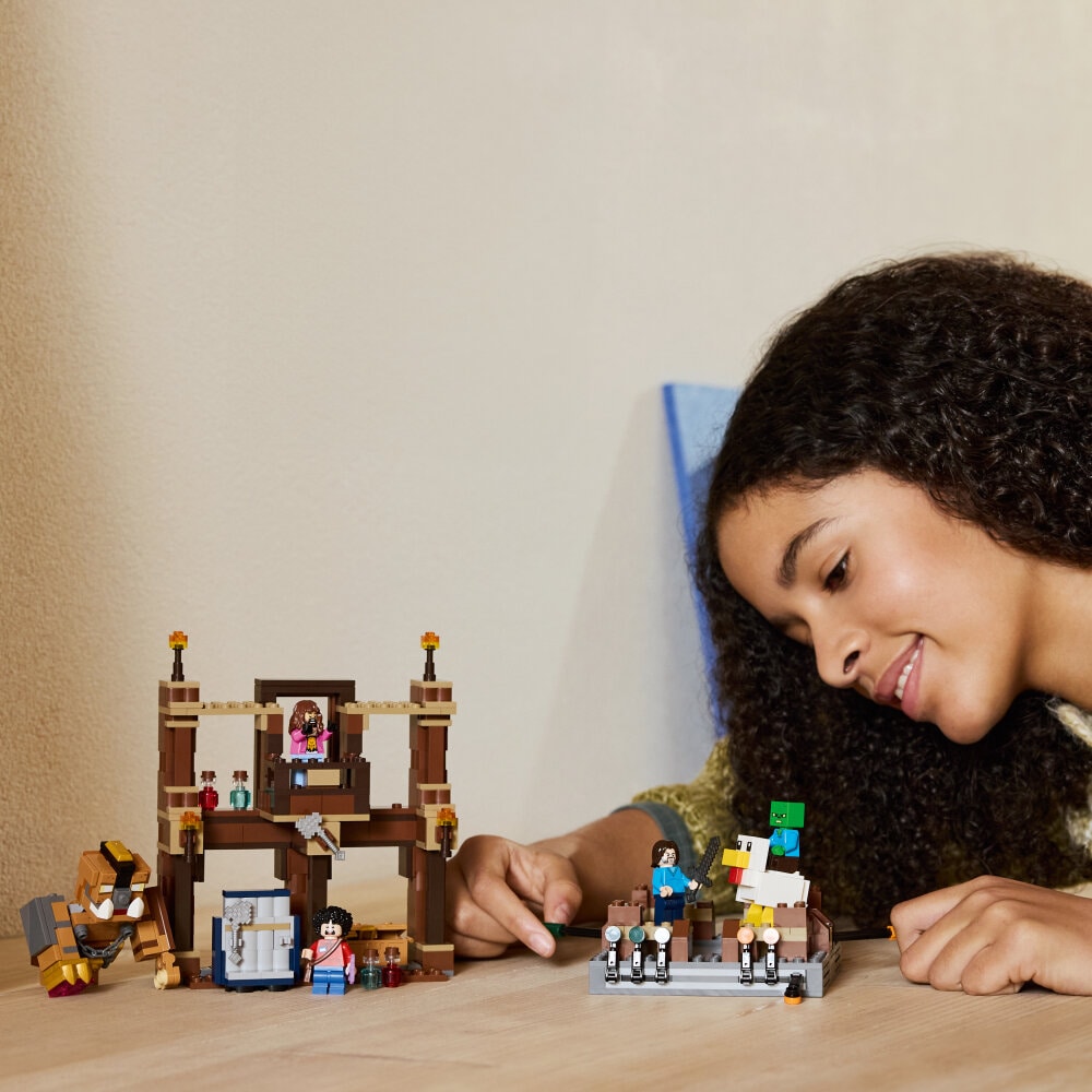 LEGO Minecraft - Skogsherrgårdens stridsring 10+