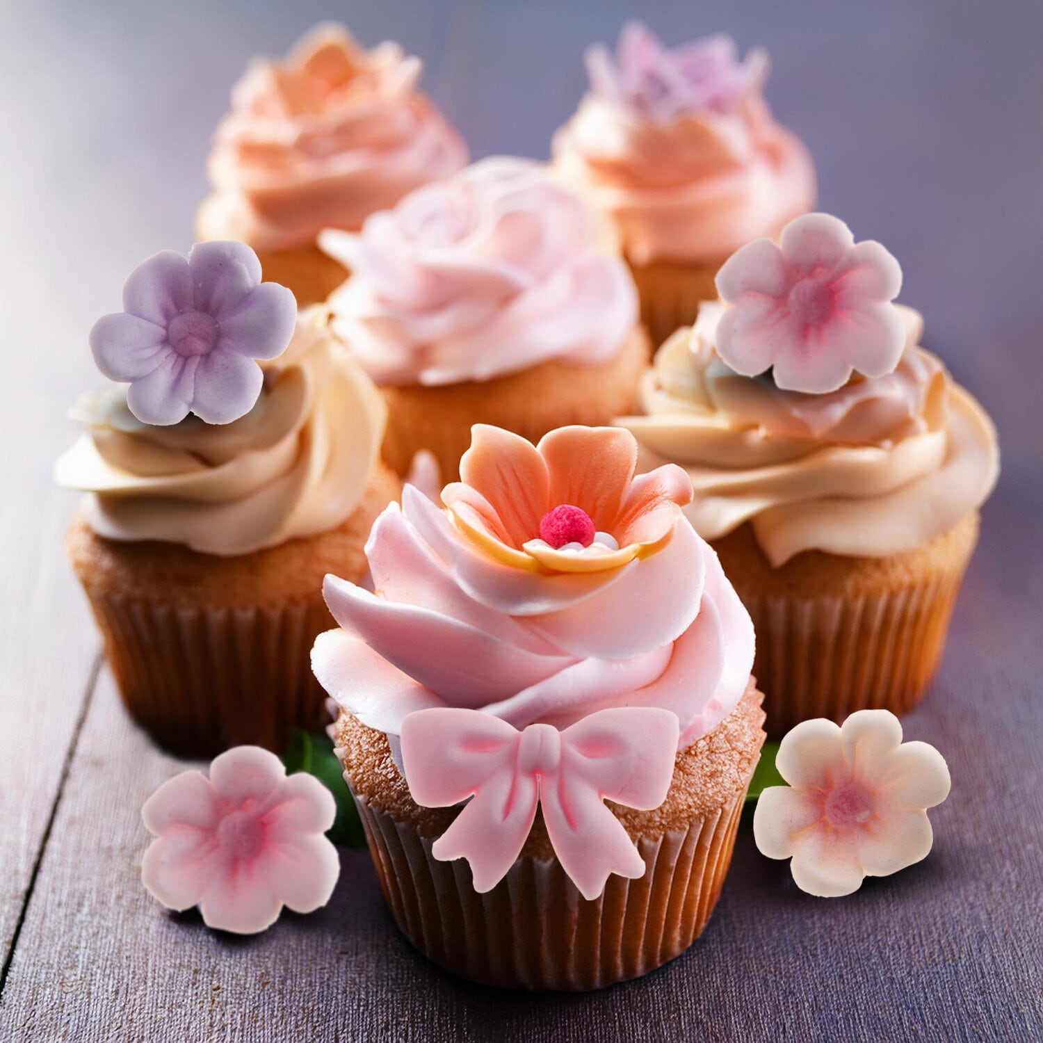 Blommor & Rosetter Sockerdekorationer Rosa 10-pack
