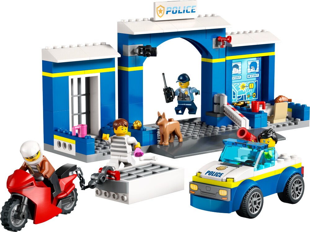 LEGO City - Jakt vid polisstationen 4+