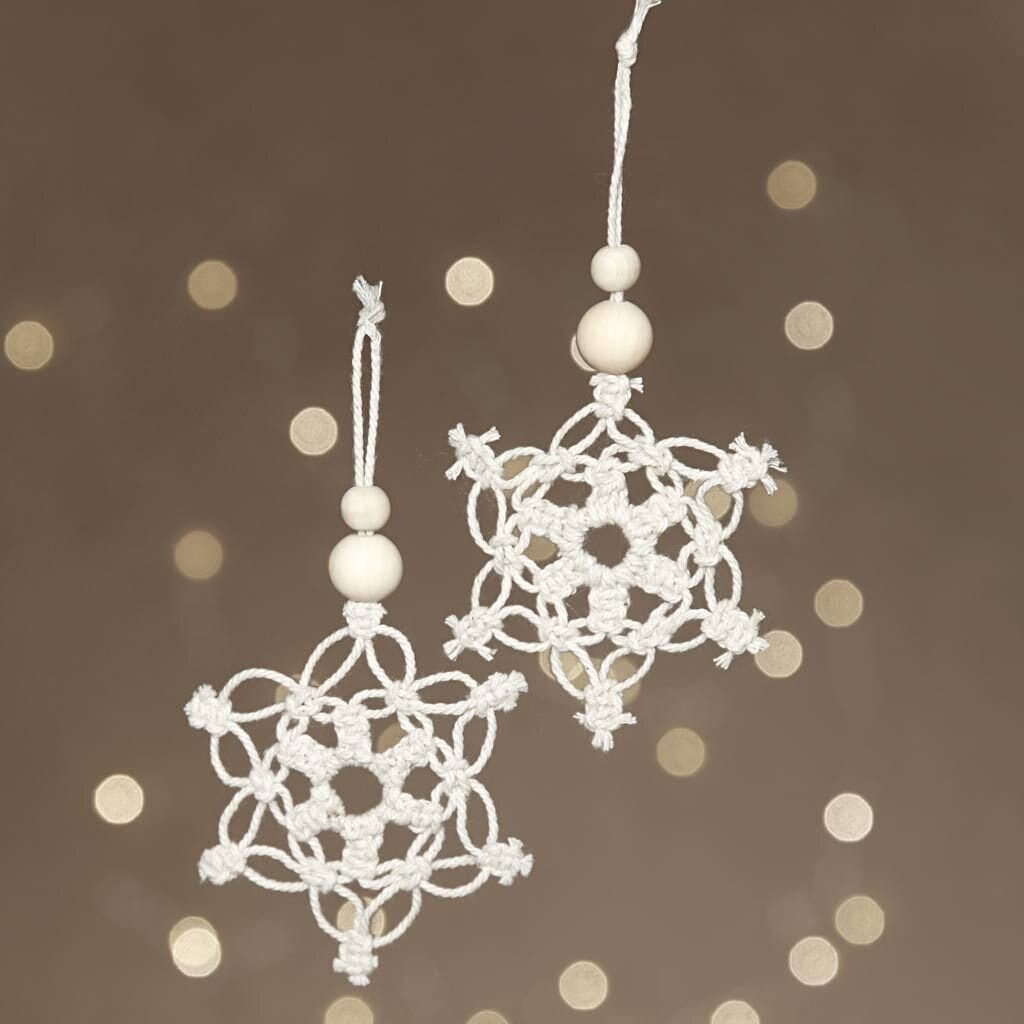 Julpyssel Makramé Snöflingor