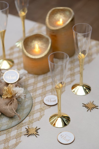 Champagneglas av plast med guldfot 6-pack