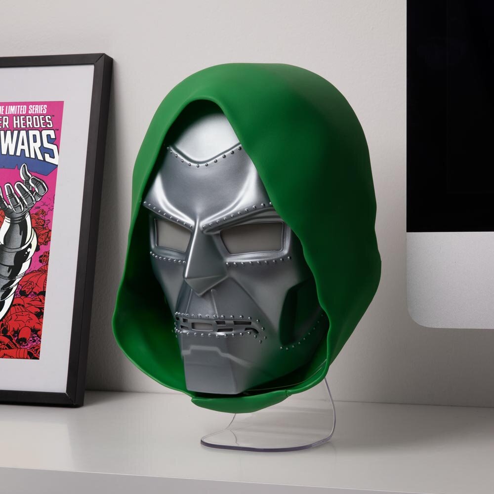Dr Doom Mask Lampa