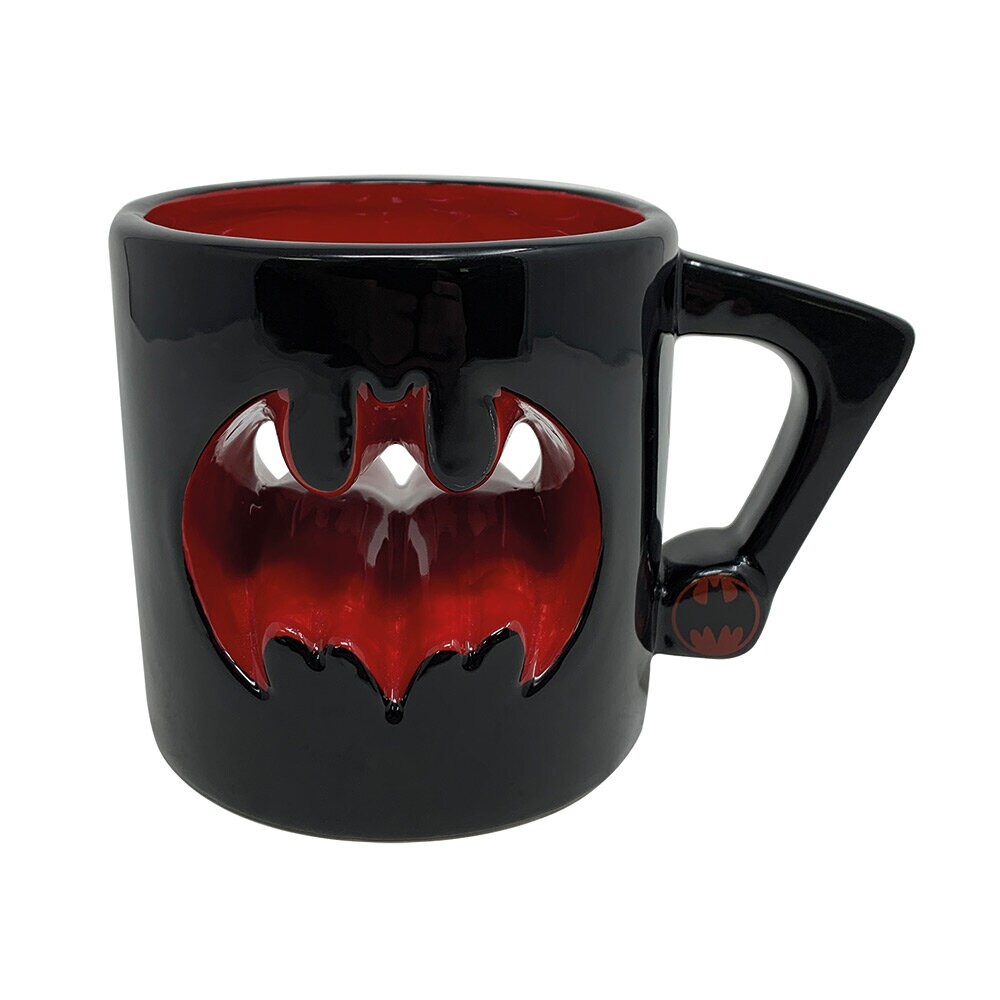 Batman - Formad Porslinsmugg Red Symbol